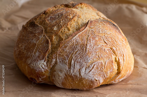 Boule de pain rustique