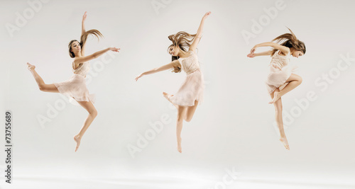 Multiple picture of the ballet dancer