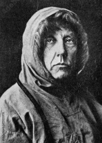 Roald Amundsen, Norwegian explorer of polar regions