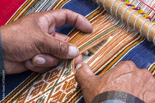 Weaver Peru weaving