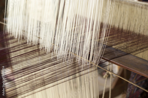 making handmade weaving thread