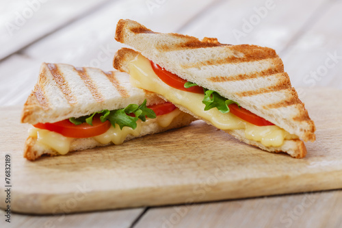 grilled sandwich toast with tomato and cheese