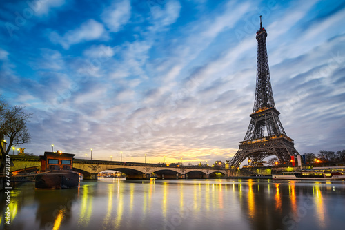 Sunrise at the Eiffel tower, Paris