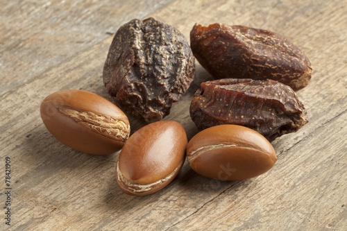 Argan nuts