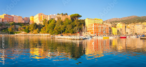 Corse, Bastia, ville haute et port de plaisance