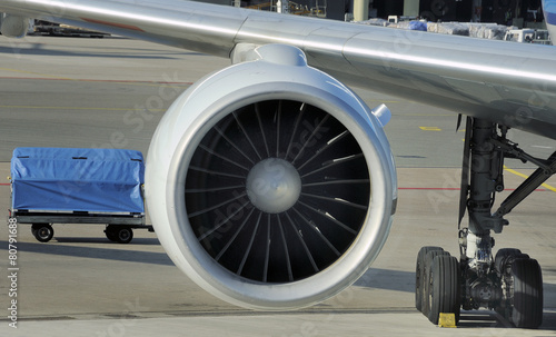 engine of airplane