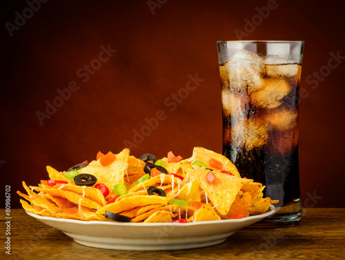 nachos and cola drink