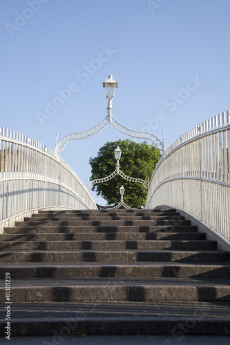 Ha'Penny Bridge and the River Liffey, Dublin