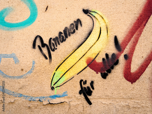 Graffiti Street Art Banane und Schriftzug Bananen für alle!