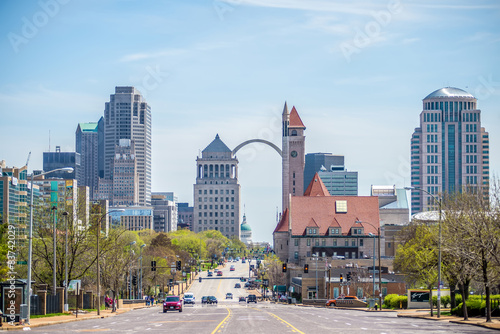 saint louis missouri downtown at daylight