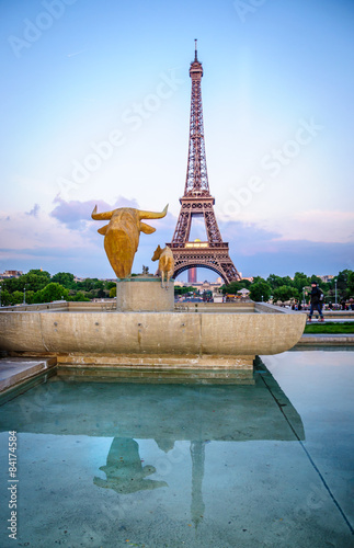 Tour Eiffel au crépuscule