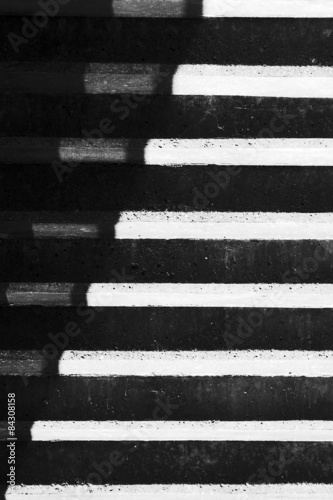 abstrakcja z cieniami na schodach