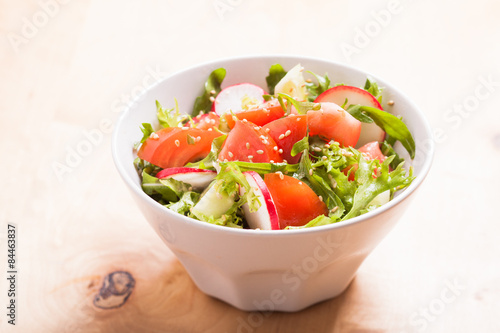 Salad with sesame seeds