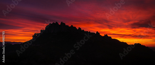 Sunrise in Montserrat mountains / Sortida de sol a Montserrat