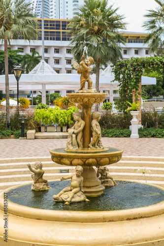 Fountain with little angels