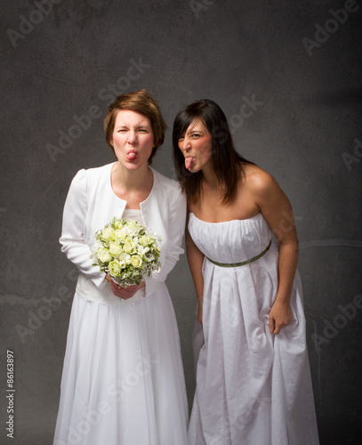 brides made tongues
