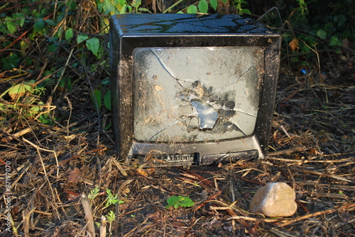 Telewizor i śmieci