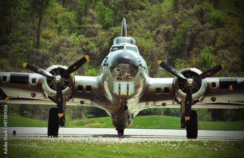 Avion bombardier