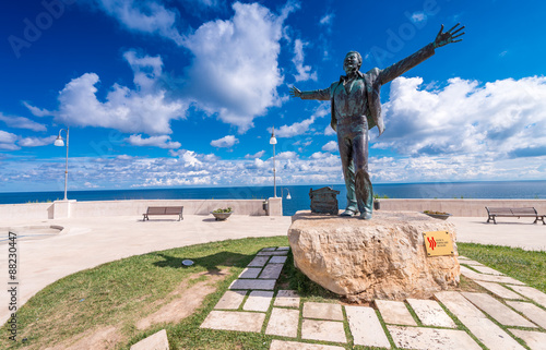 POLIGNANO A MARE, ITALY SEPTEMBER 1, 2014: Domenico Modugno Stat