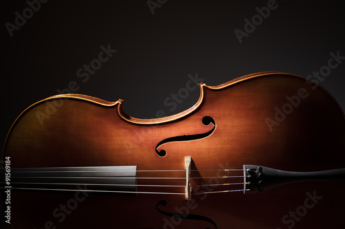 Cello silhouette