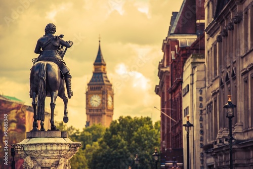 London Charles I Statue