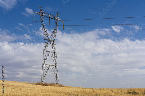 Torre de distribución eléctrica