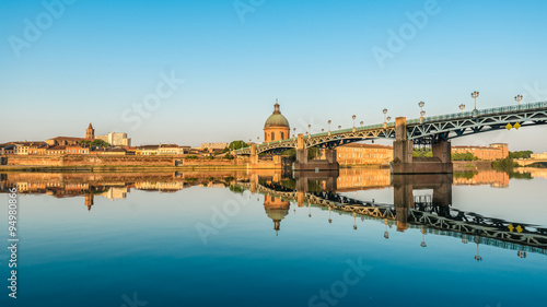 The Saint-Pierre bridge in Toulouse, France.