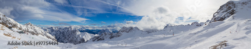 Winterpanorama - Alpen, Berge und Winterlandschaft