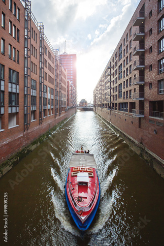 Sightseeing boat in the warehouse district – Hamburg
