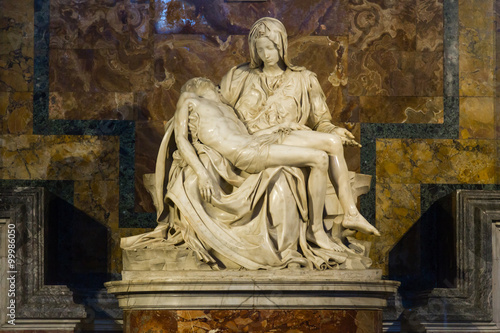 Pieta - Michalangelo - st. Peters cathedral