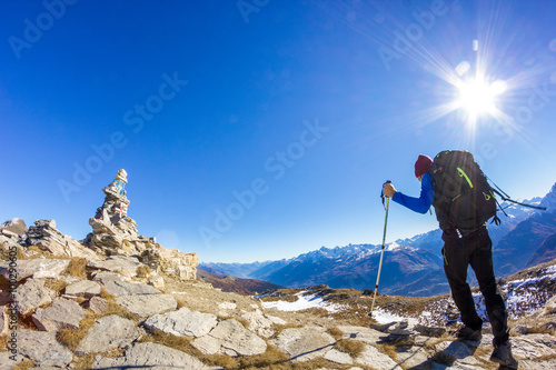 Escursionista in montagna