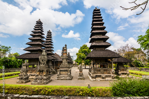 merus del templo taman ayun, bali