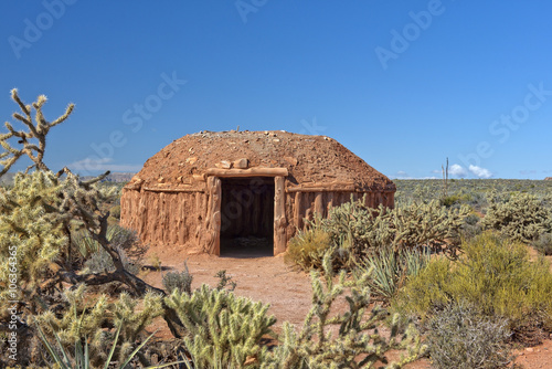 hogan, traditional dwelling of the Navajo people