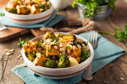 Homemade Quinoa Tofu Bowl