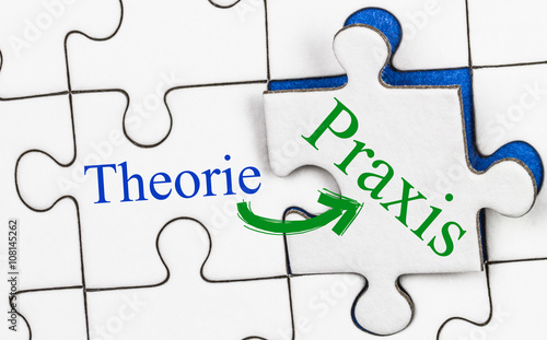 Praxis,Theorie Puzzle Konzept