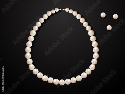 Illustration of pearl necklace