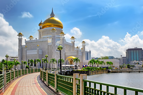 Sultan Omar Ali Saifuddin Mosque in Bandar Seri Begawan Brunei