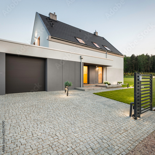 Design house with stone driveway