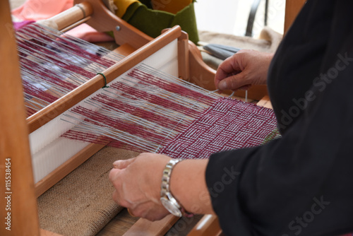 tessere la lana telaio lana maglioni sciarpe tappeto telaio sarta 