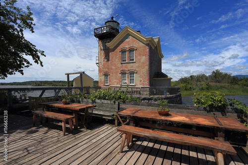 Saugerties Lighthouse & Picnic Tables