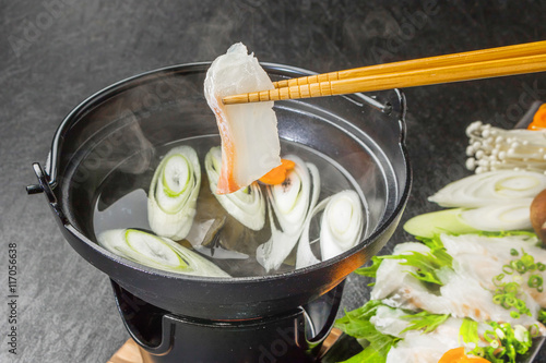 鯛のしゃぶしゃぶ 日本料理 Shabu-shabu of the sea bream