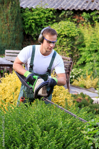 Gartenarbeit