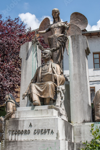 Monumento a Teodoro Cuesta Mieres Asturien (Asturias) Spanien
