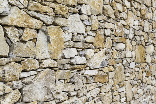 mur en pierres sèches de Garrigue