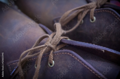 Clarks Desert Boots in Beeswax