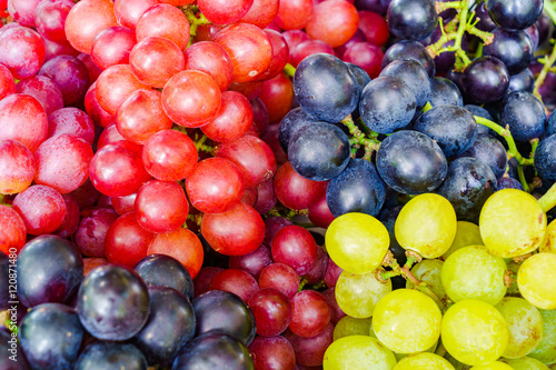 Pile of various kinds of grapes