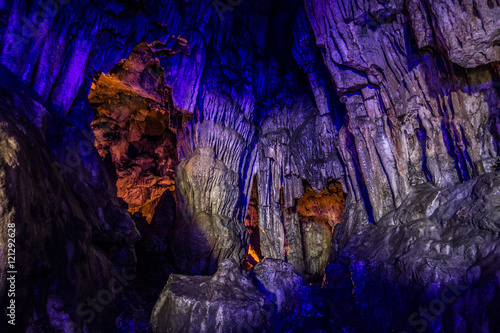 Пещера Озёрная, Адыгея