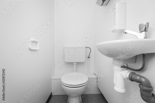 Kontener sanitarny wc umywalka