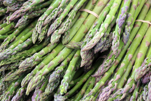 asparagus bunches in market