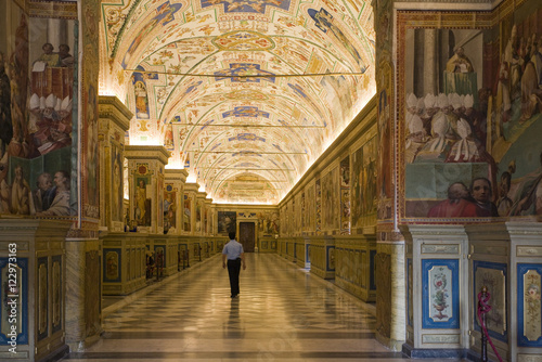 First floor galleries, Vatican Museums